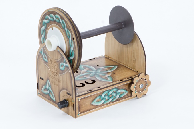 Maker Reinvents Electric Spinning Wheel & Rolls Over Kickstarter Goals