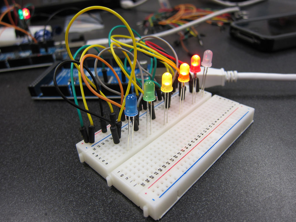 Arduino Guide - Breadboard and LEDs hooked up to Arduino