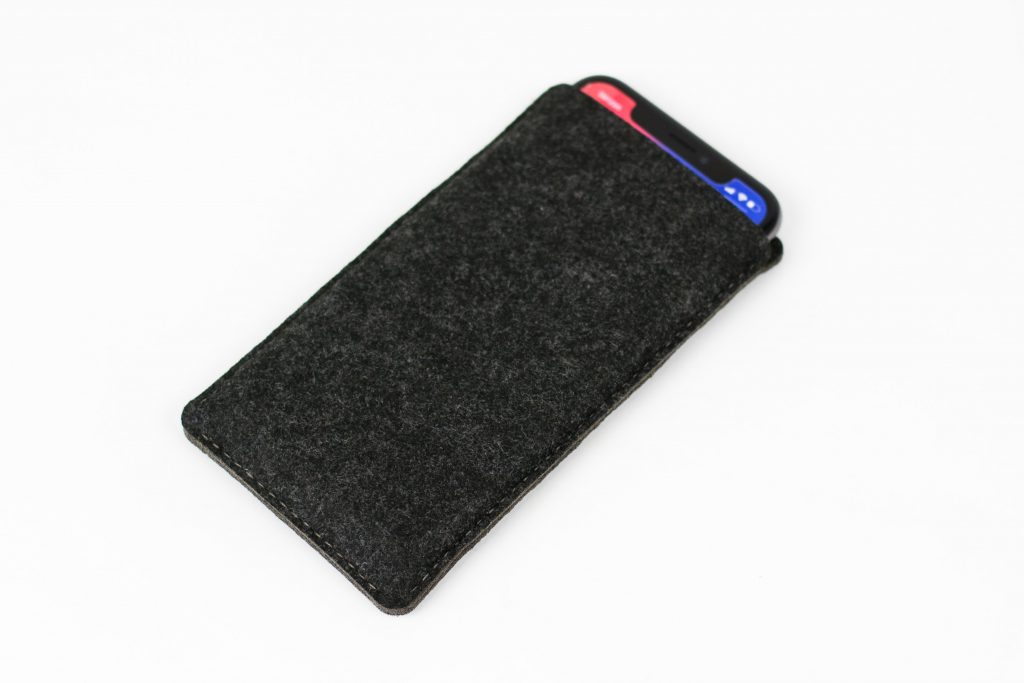 Synthetic Felt 5 - Charcoal Phone Holder