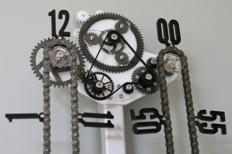 Needlessly Complex 6 Exposed Gear Bike Chain Clock Dual Chain