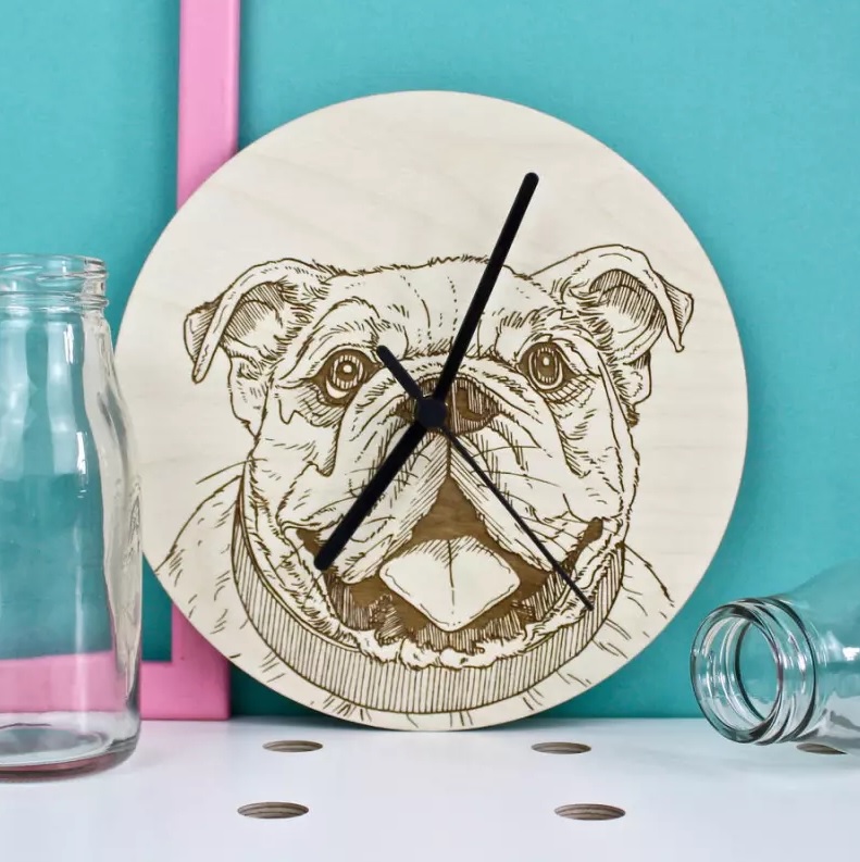 Laser Cut Products 08 - Bulldog Clock