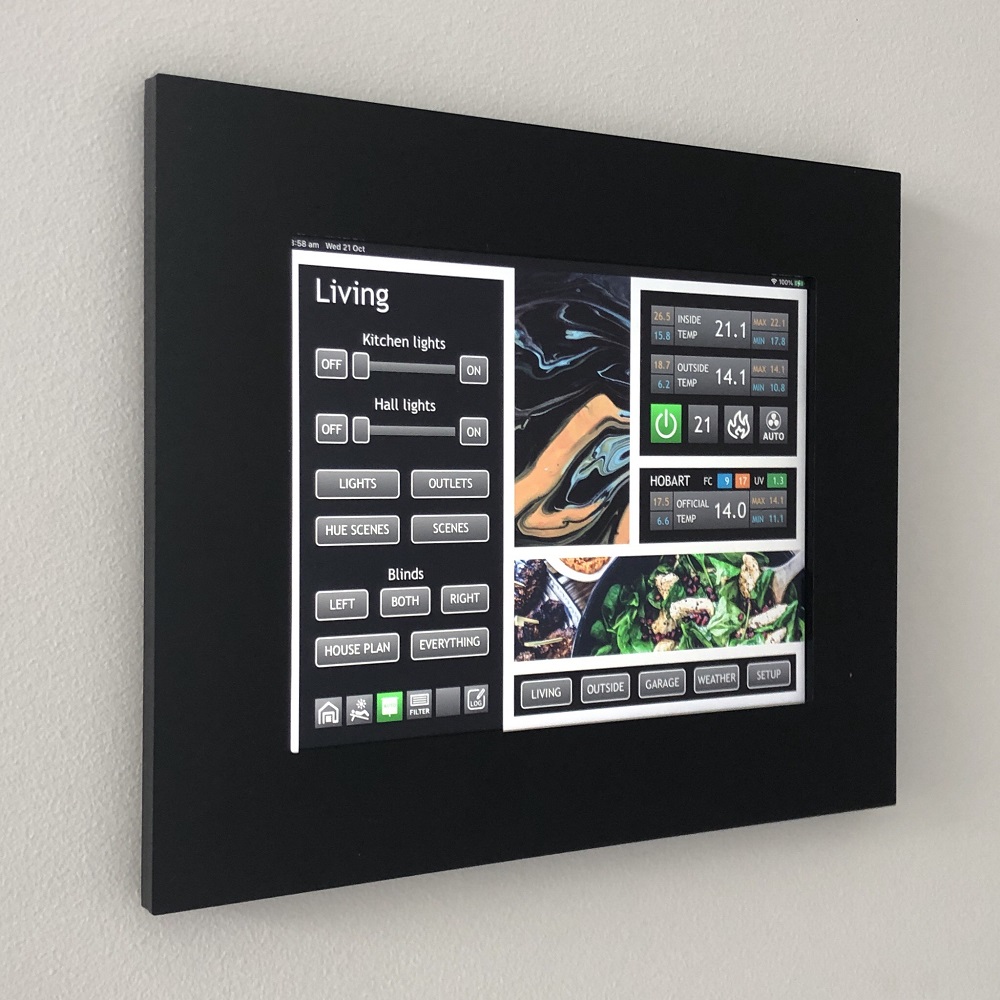 Vivisys Wall Mounted iPad Frames 6 - Black Angle